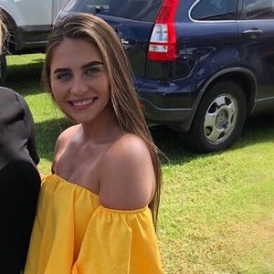 Meet your Posher, Paige